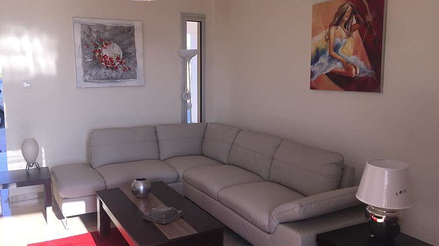 3 bdrm house for rent/Oroclini
