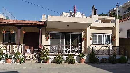 3 bdrm house for sale/Larnaca centre